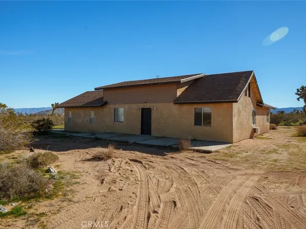 59375 Breezy Ln, Yucca Valley, CA 92284