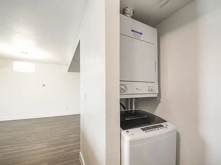 The Crossings Apartments — Photo 94