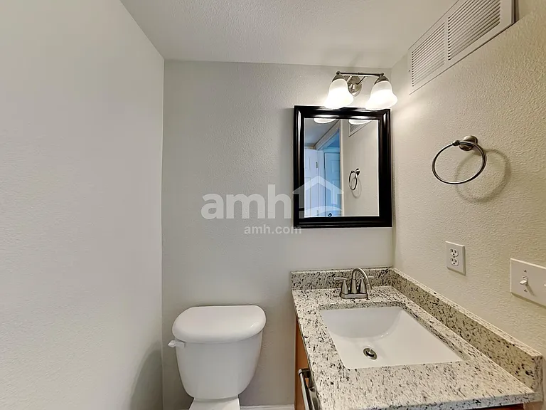 4815 Talons Mark Dr — Photo 8
