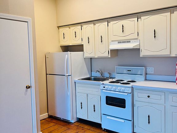 2nd image of 300 Essex St APT 5