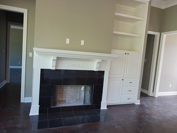 2nd image of 13318 Fleur De Lis Dr