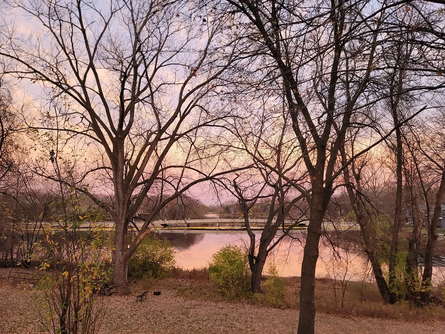 4 bed, 2400 sqft, $2,950 — Photo 3
