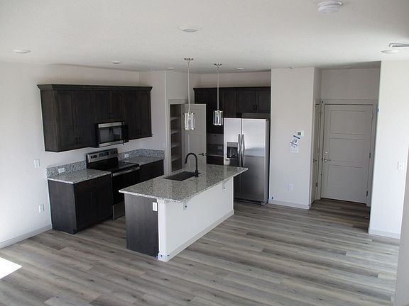 4th image of 1155 Summit Vista Dr