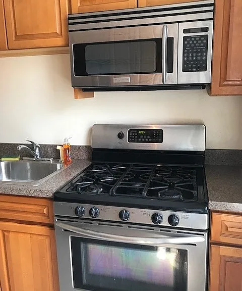 759 Avenue A #6 — Photo 6