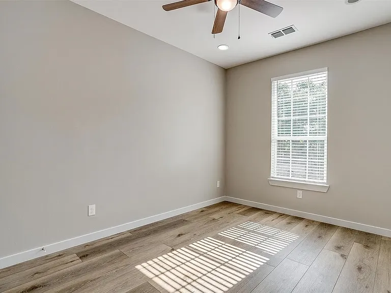 3303 Ryan Ave — Photo 26
