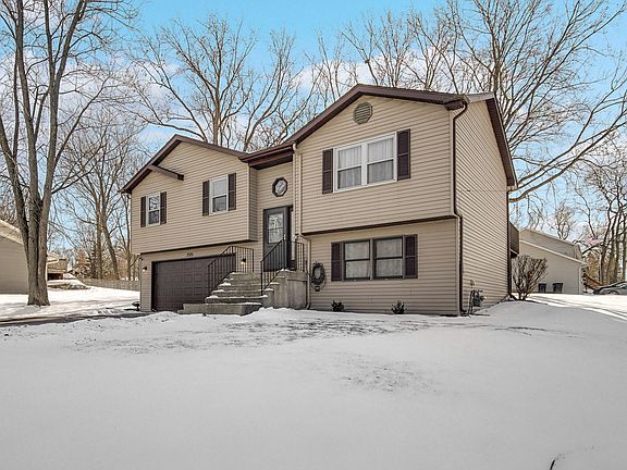 2nd image of 7515 Hickory Trl