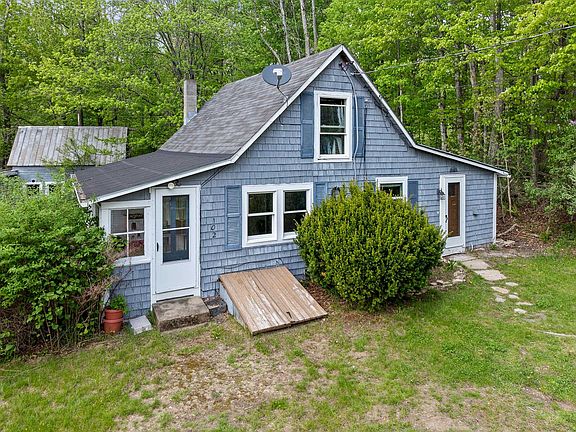 3rd image of 102 Corliss Hill Road