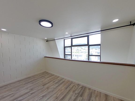4th image of 336 N Kuakini St #Lynwyd