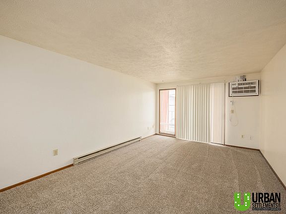 5th image of 515 3rd St #6