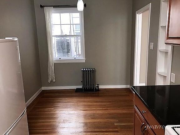 5th image of 1595 Greenwich St APT 23