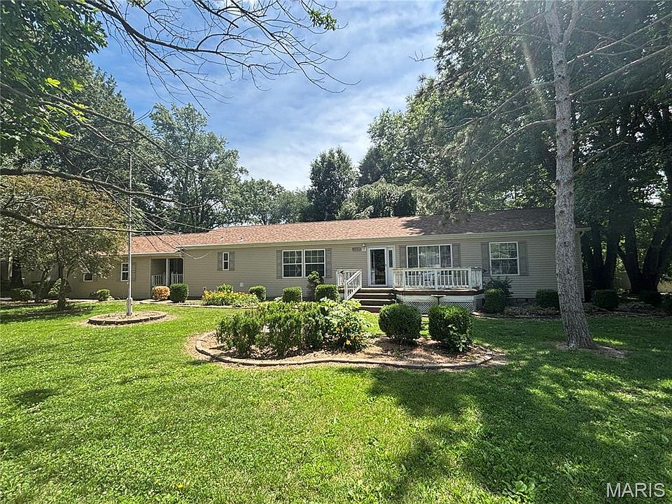 1st image of 21844 Dove Ln