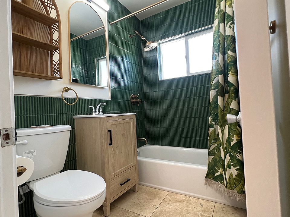 1st image of 216 Rosemont Ave APT 1