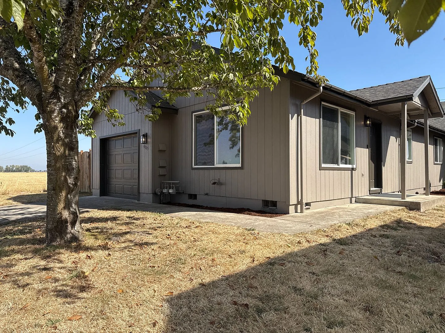 Charming 3-Bedroom, 2-Bath SE Albany Duplex - No water bill! — Photo 3