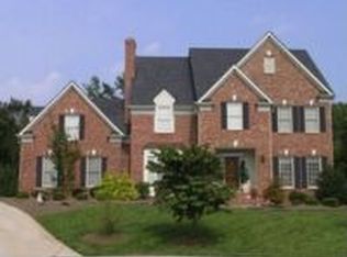 9100 Kalanchoe Dr, Matthews, NC 28105