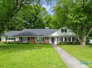 5108 Chatham Valley Dr, Toledo, OH 43615
