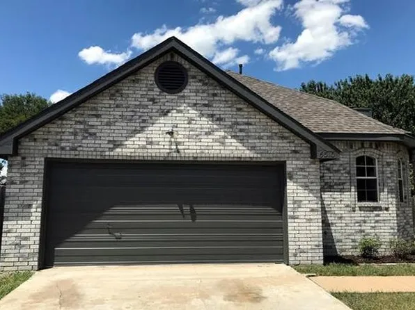 6310 Jessica Way, Rowlett, TX 75089