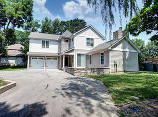 2006 Orchard Rd, Ottawa Hills, OH 43606