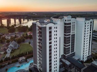 717 Riverside Dr #1105, Memphis, TN 38103