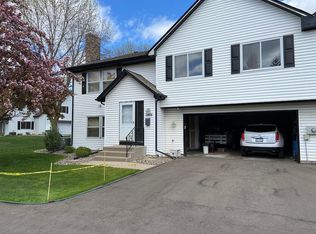 3672 Gershwin Ave N, Oakdale, MN 55128