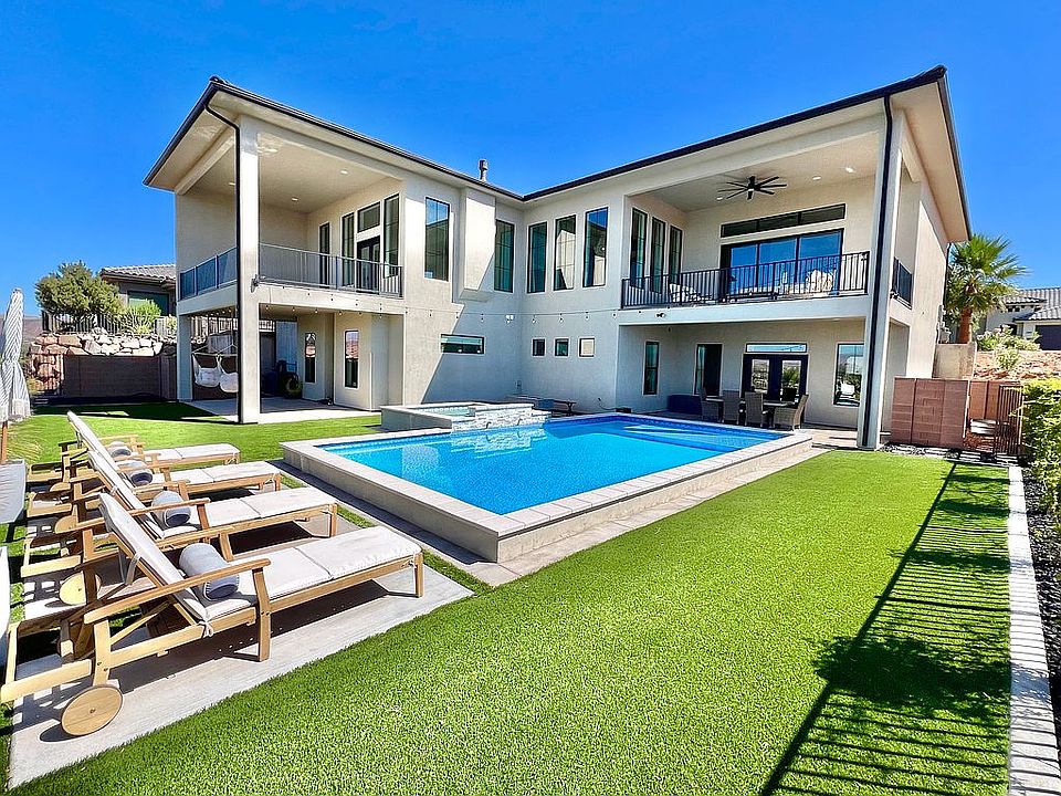 Resort style backyard 