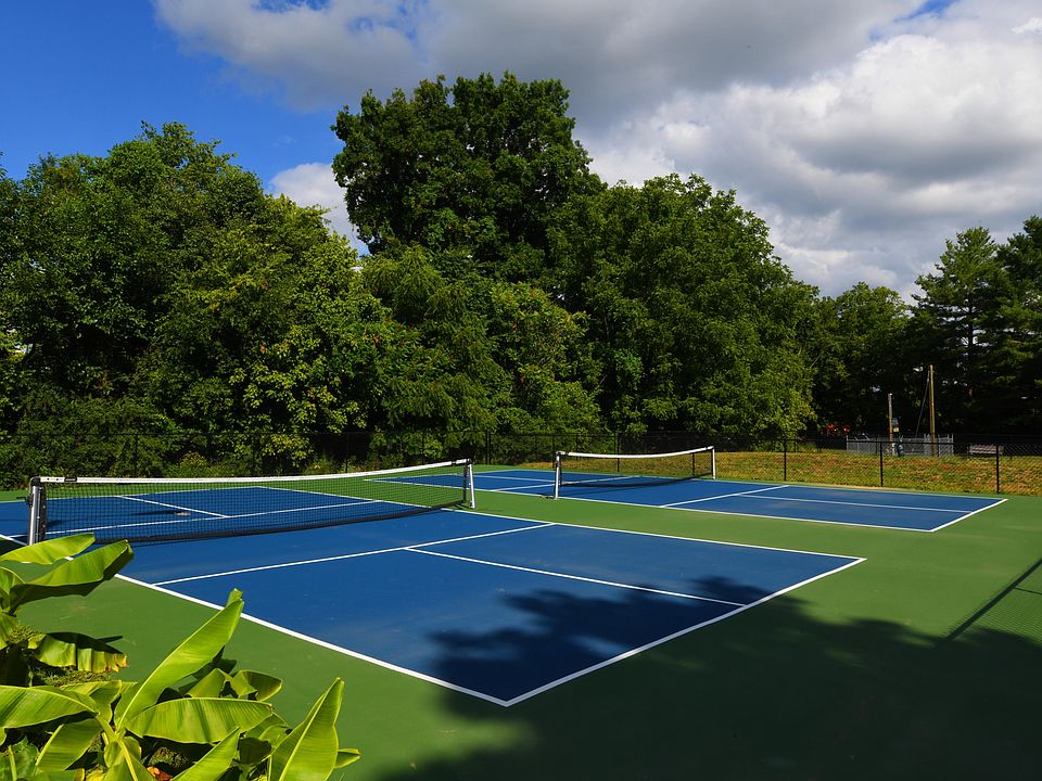 Tennis Courts