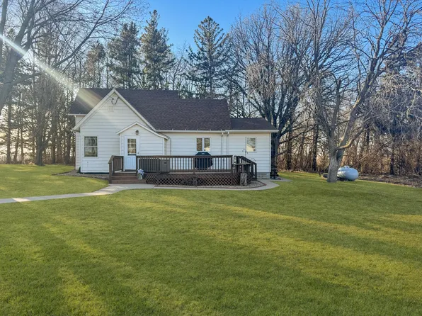 1890 121st St, Slayton, MN 56172