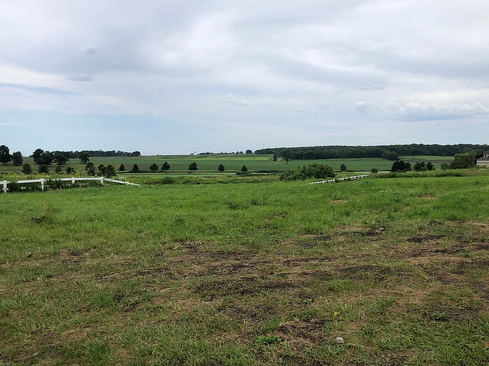 7221 Clubhouse Dr Yorkville, IL Zillow