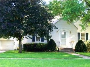 305 W South St, Jefferson, IA 50129