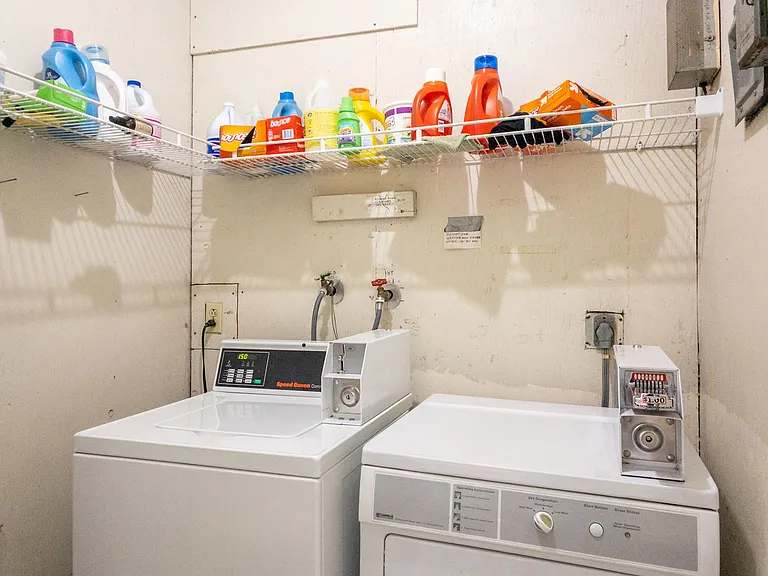 360 Jean St #5 — Photo 21