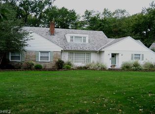 4960 Countryside Rd, Lyndhurst, OH 44124