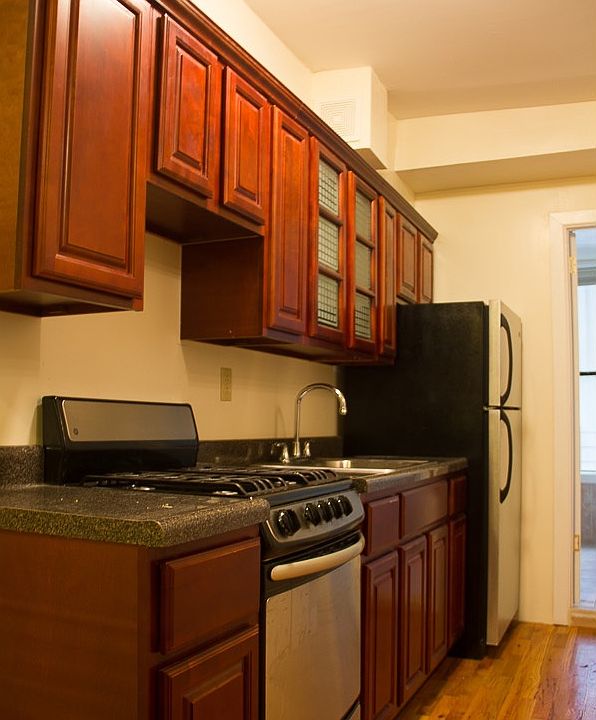 1st image of 170 New York Ave APT 9