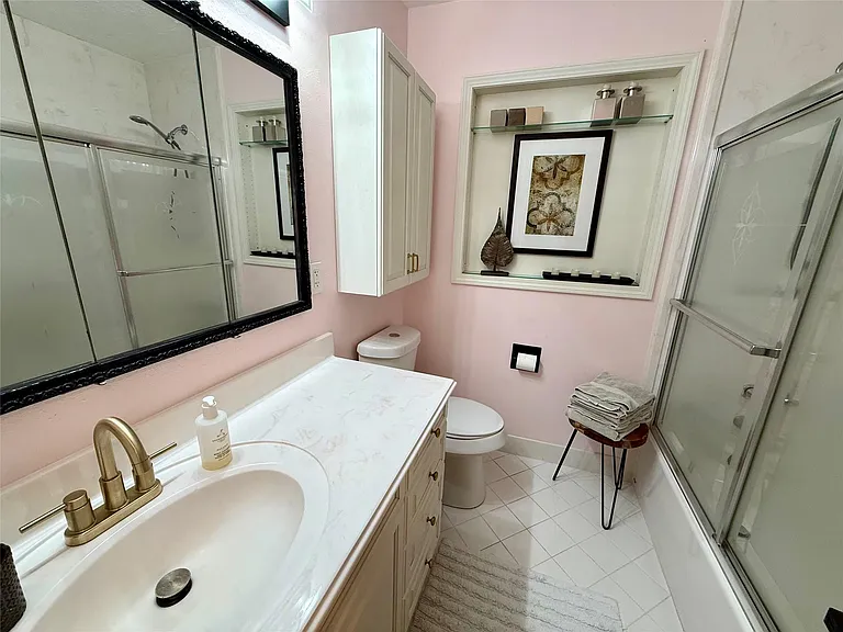 922 Hector Ave — Photo 24