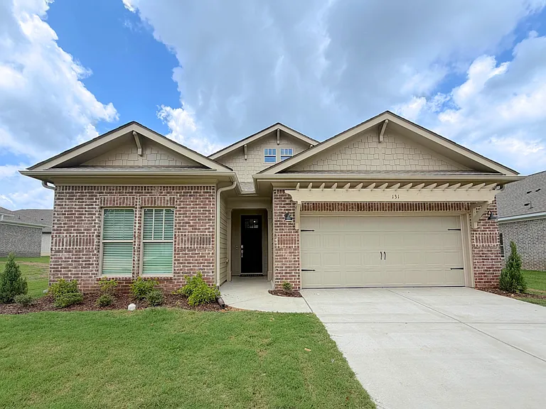131 Clift Creek Dr — Photo 1