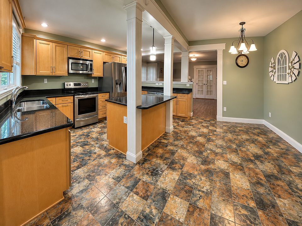 1st image of 43 Abbott St #A