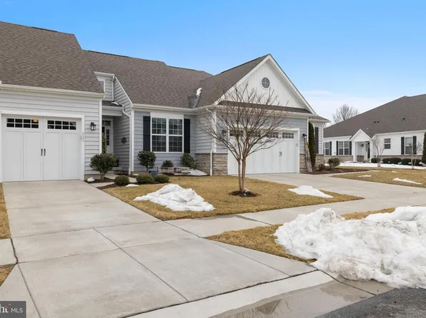 822 Moorings Cir #17, Stevensville, MD 21666