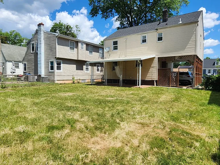 373 E Lake Ave — Photo 17