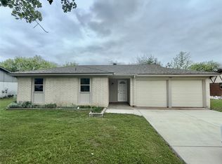 724 Windsor Dr, Everman, TX 76140