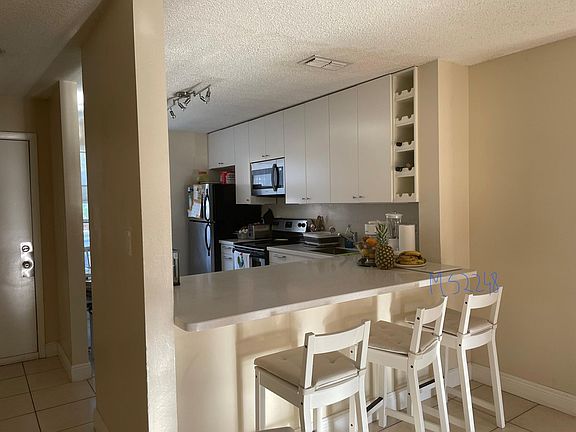 5th image of 2248 SW 81st Ave