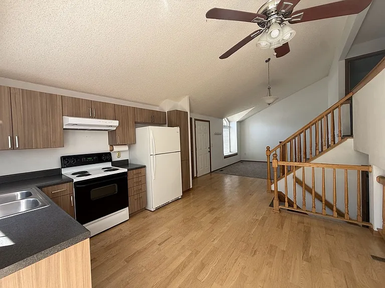 3969 Hilary Ct — Photo 5