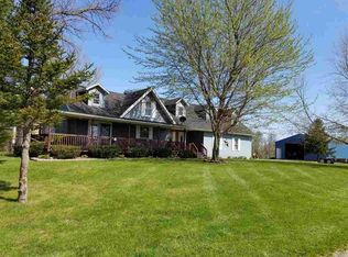 16538 Redwood Rd, Culver, IN 46511