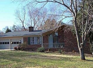 2105 Barclay Pl, Randleman, NC 27317