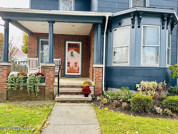 2nd image of 4 Cherry Street