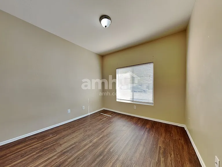 5526 W Pecan Rd — Photo 11