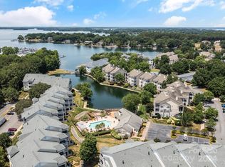 18816 Nautical Dr APT 11, Cornelius, NC 28031