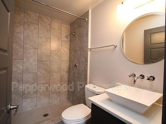 3rd image of 600 Magnolia St APT 100