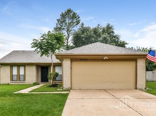 10535 Village Trail Dr, Houston, TX 77065