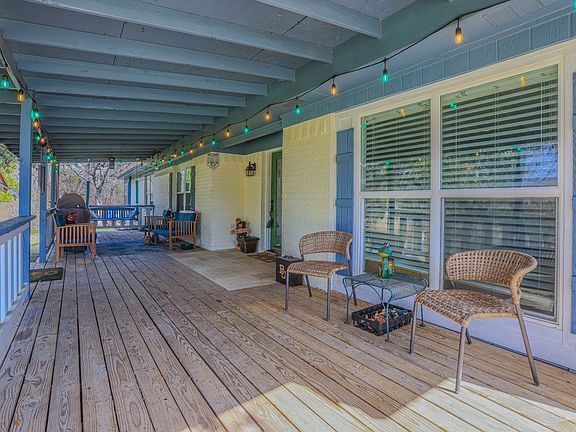 5th image of 173 Bosque Bend Ln