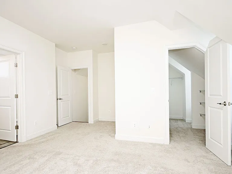 665 Wheatfield Ct — Photo 11