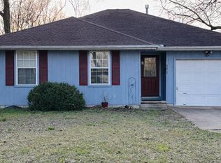 2015 N Benton Avenue, Springfield, MO 65803