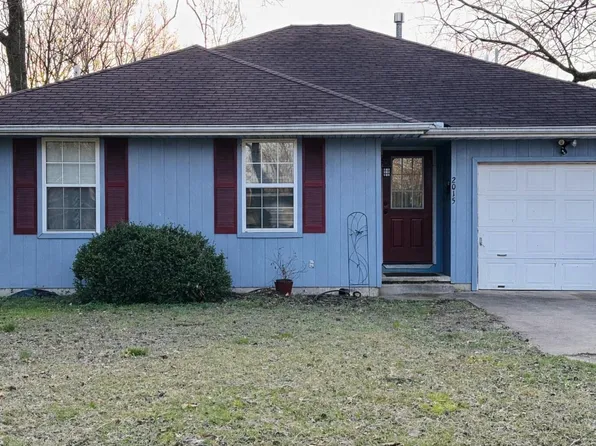2015 N Benton Avenue, Springfield, MO 65803
